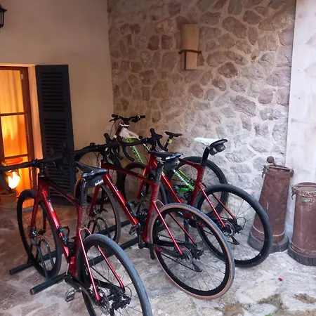 Townhouse Sa Casa *